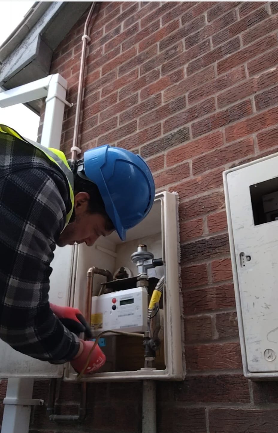 External electrical supply inspection during a commercial job